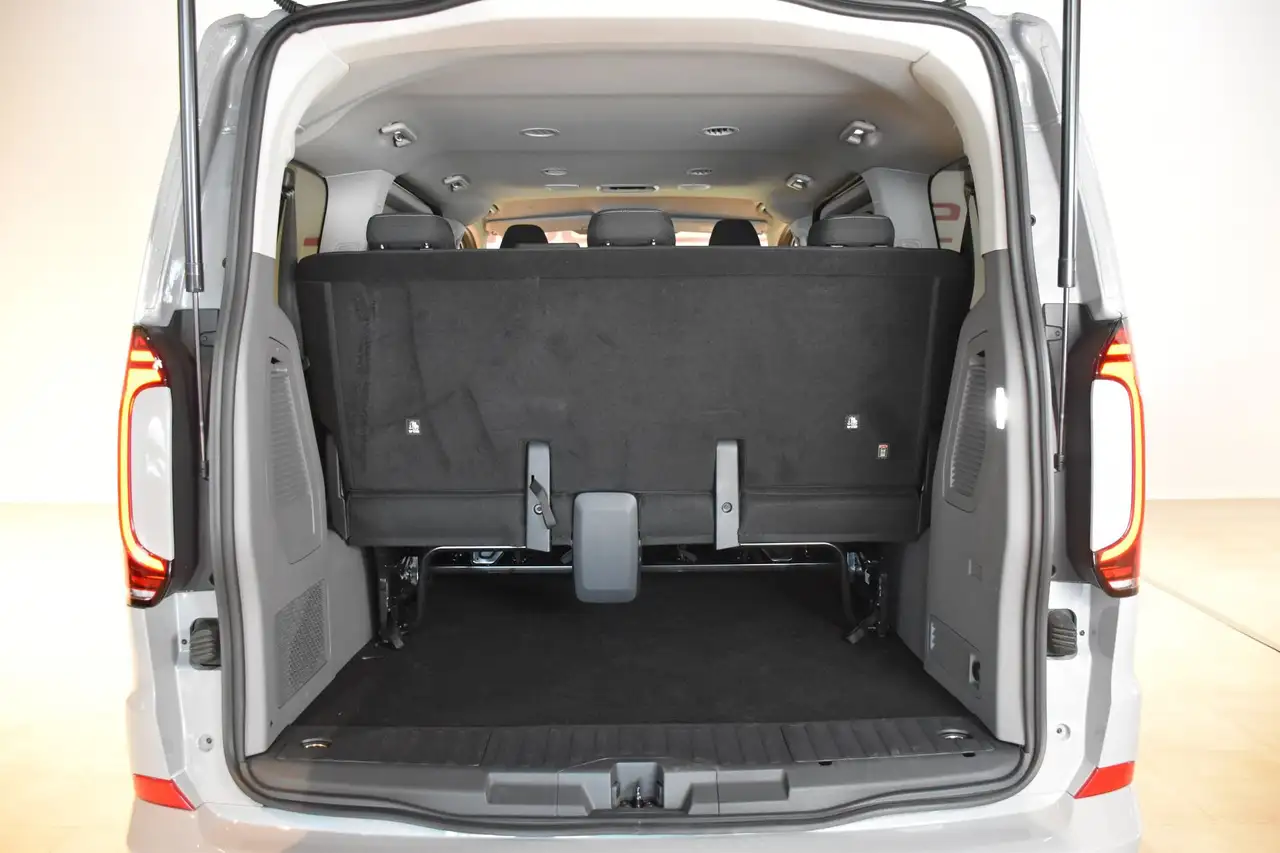 Volkswagen T7 Caravelle 2026 — фото 7