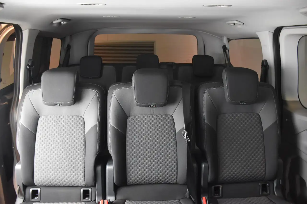 Volkswagen T7 Caravelle 2026 — фото 9