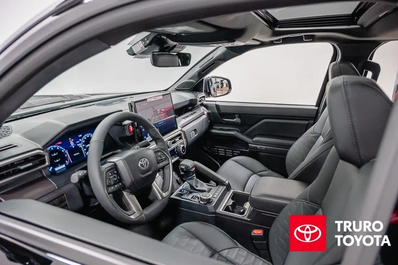 Toyota Tacoma снимка Toyota Tacoma