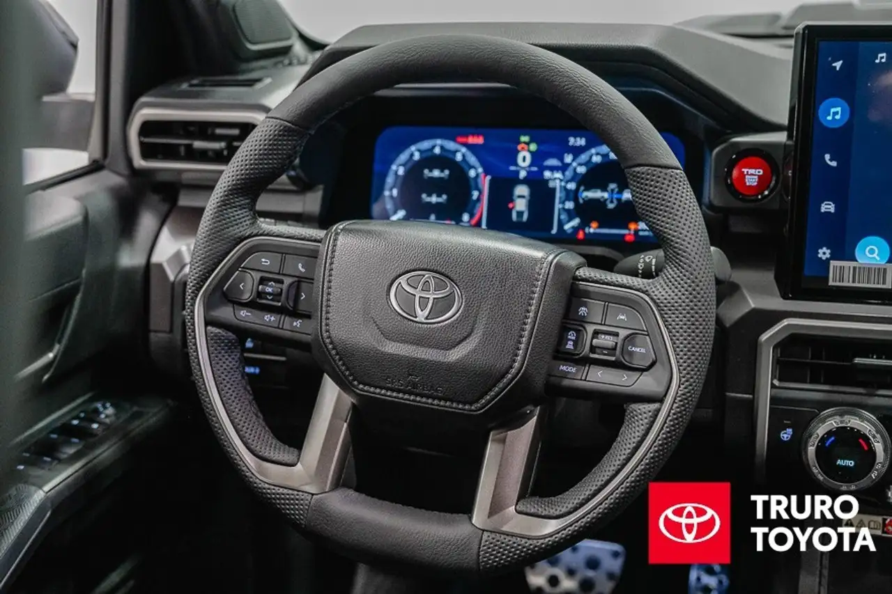 Toyota Tacoma снимка Toyota Tacoma