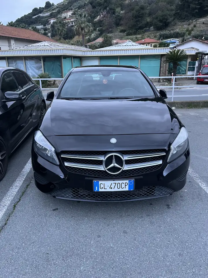 Mercedes-Benz A 180