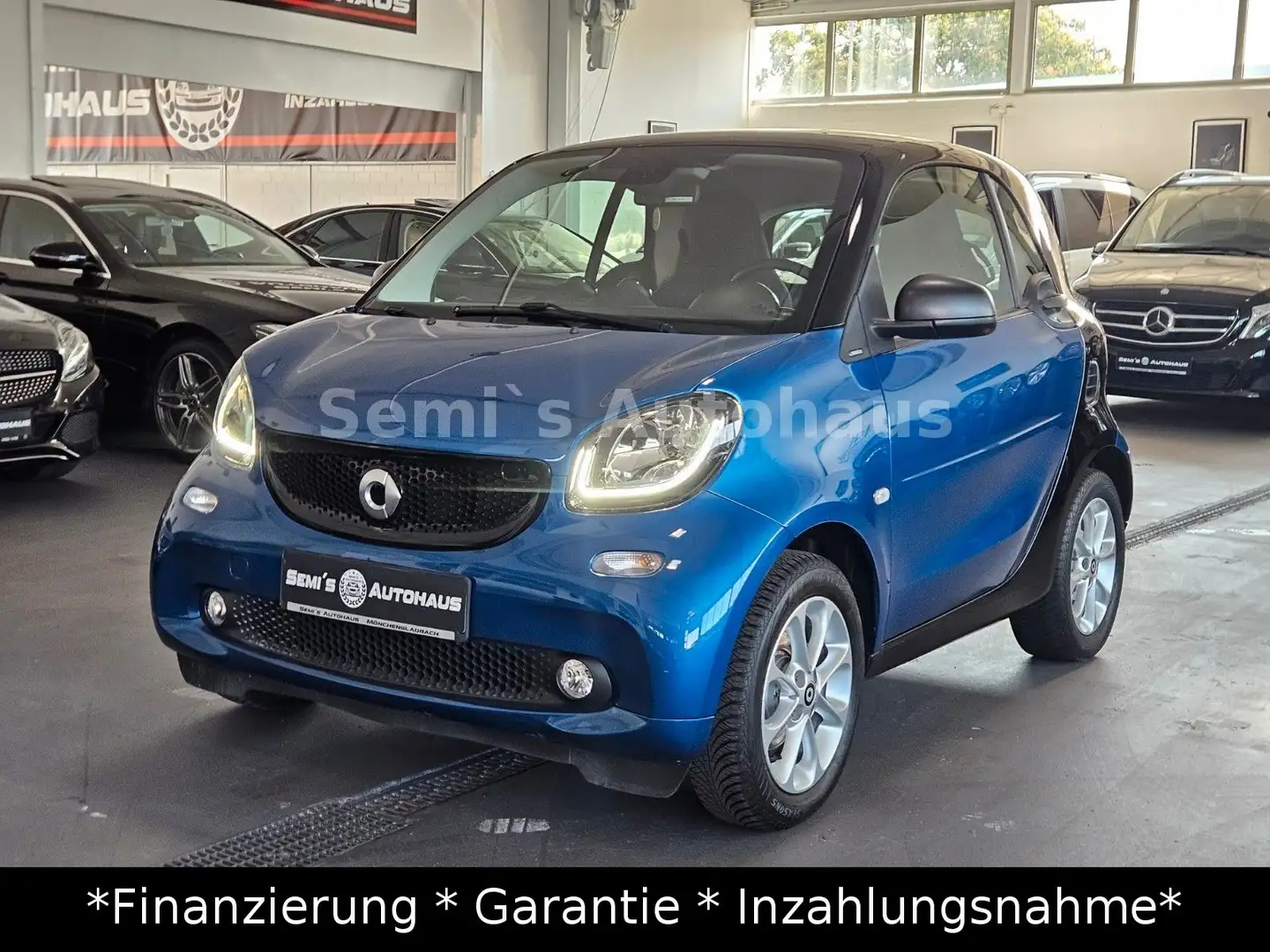 smart forTwo coupe 52kW|Pano|Klima|Alus| Schwarz - 1