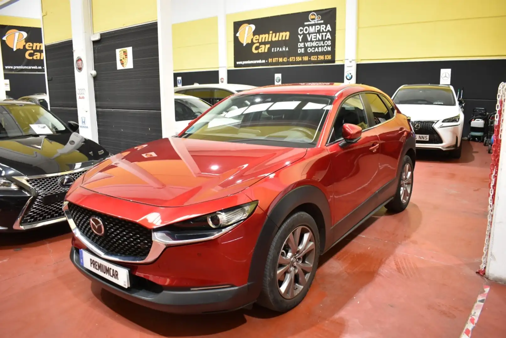 Mazda CX-30 2.0 Skyactiv-G Zenith 2WD 90kW Rojo - 1