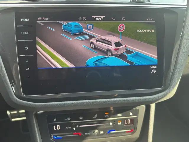 Volkswagen Tiguan view 14