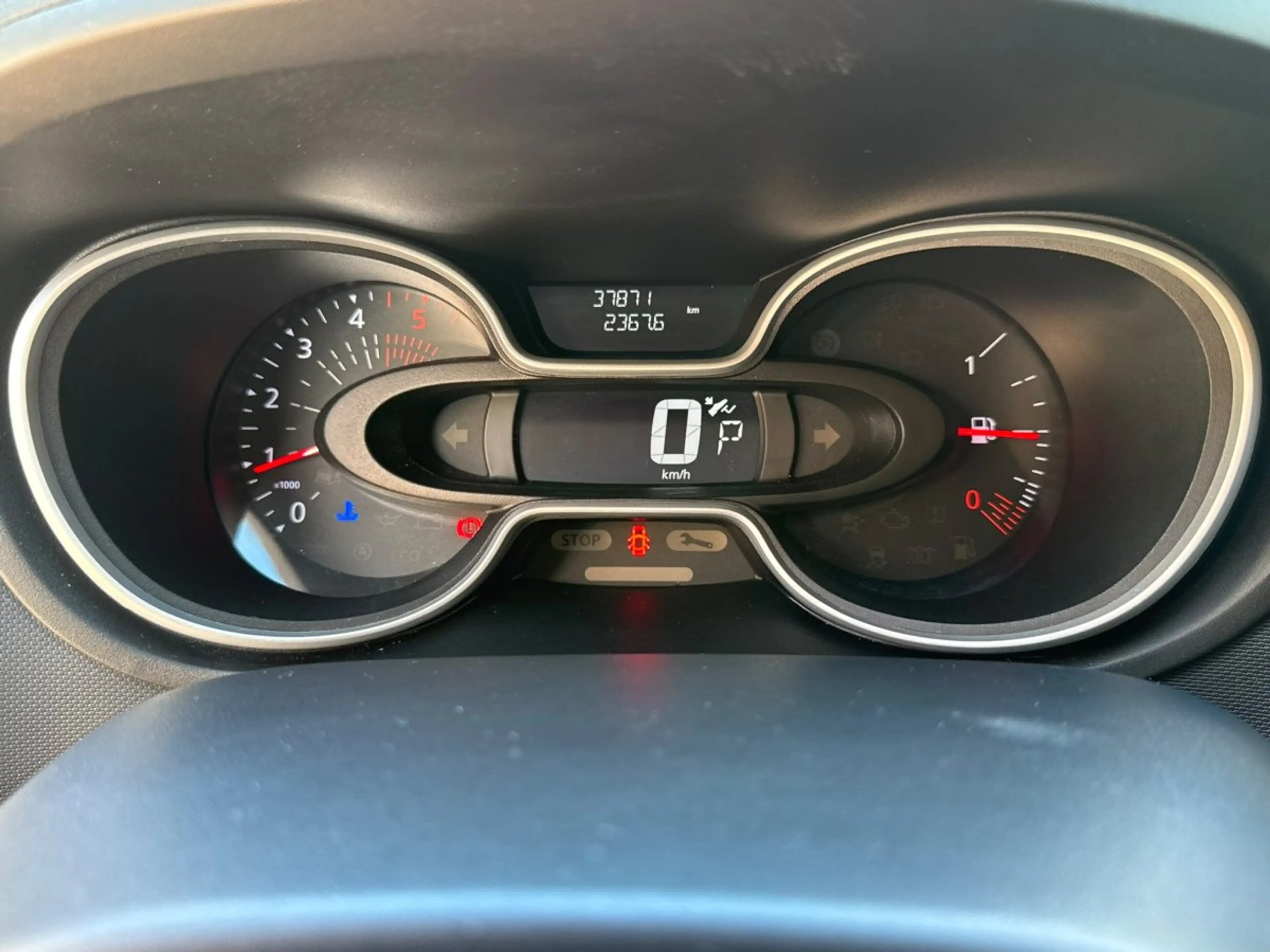 Nissan NV300 2,9t dCi 170 DPF L2H1 PREMIUM (EURO 6d-TEMP) 2,9t — photo 29