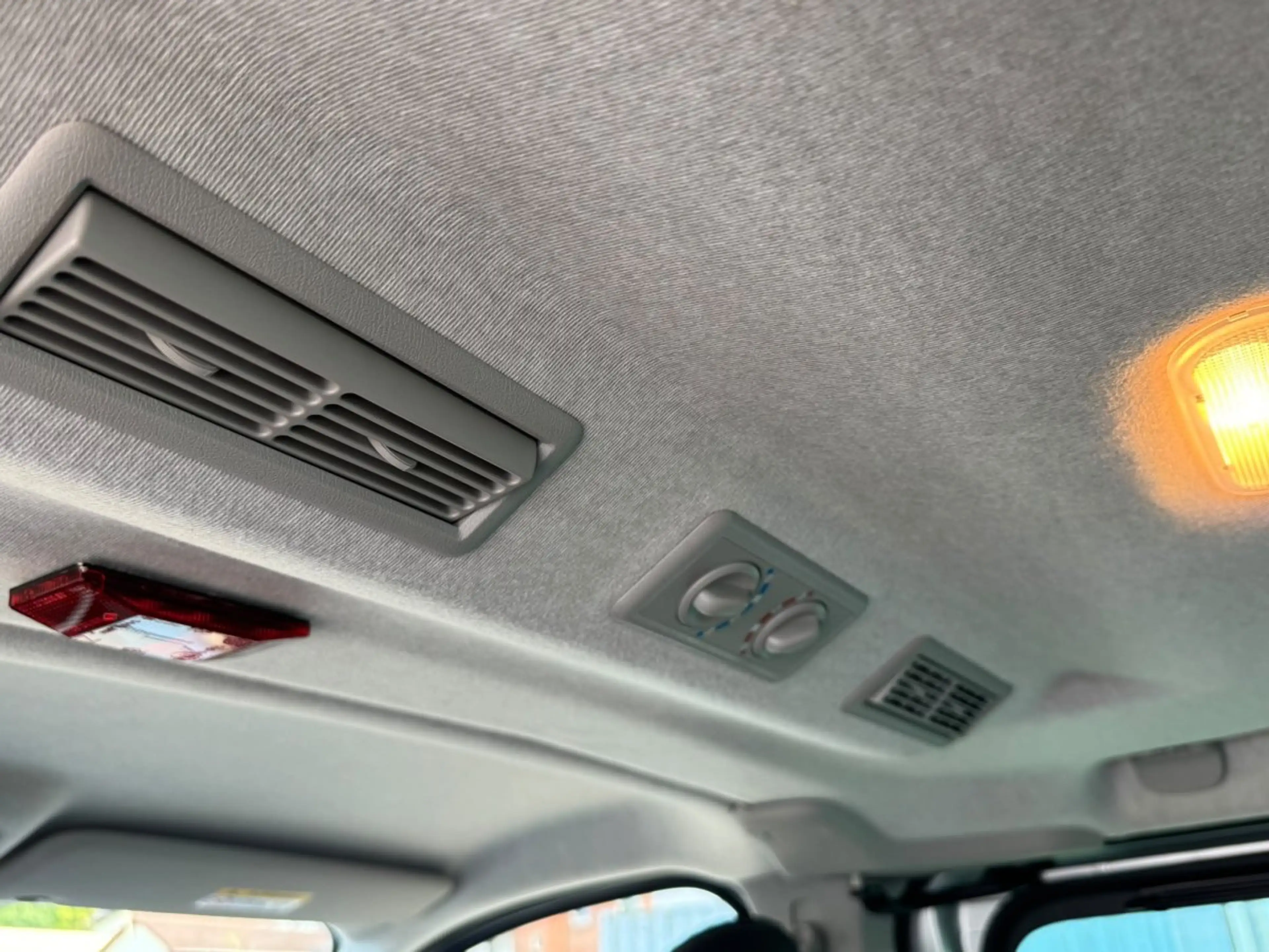 Nissan NV300 2,9t dCi 170 DPF L2H1 PREMIUM (EURO 6d-TEMP) 2,9t — photo 37