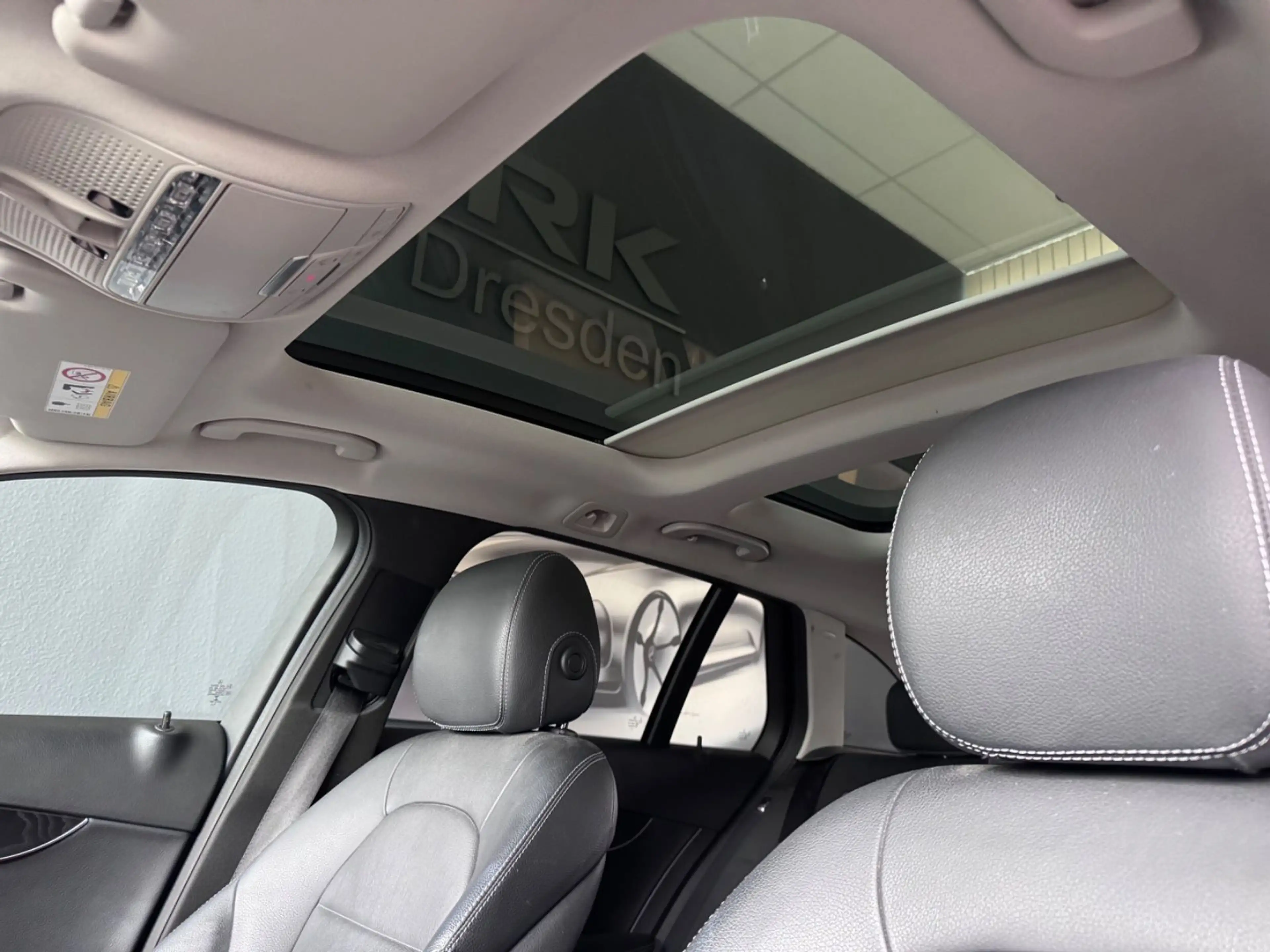 Mercedes-Benz C 250 T Avantgarde*360°KAMERA*PANORAMA*LED*LMF — photo 12