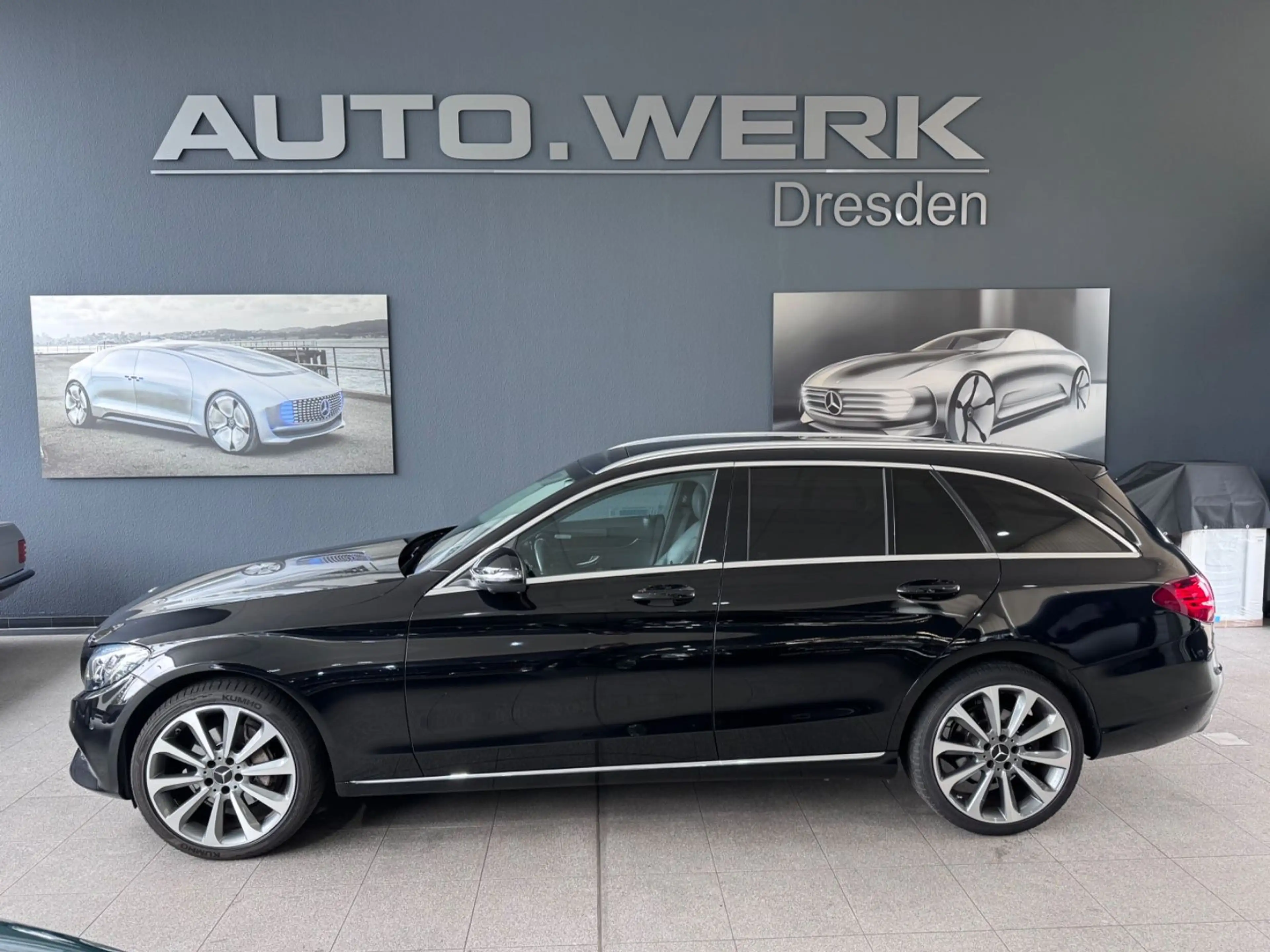 Mercedes-Benz C 250 T Avantgarde*360°KAMERA*PANORAMA*LED*LMF — photo 3