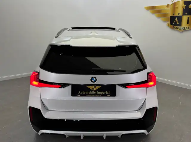 BMW X1 view 6