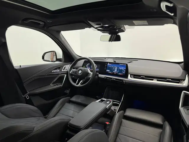 BMW X1 view 9