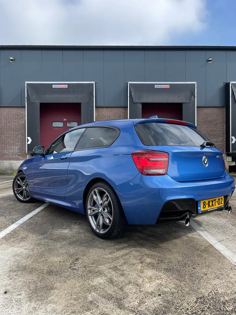 BMW 135 M135i Sport-Aut. Синій - 2