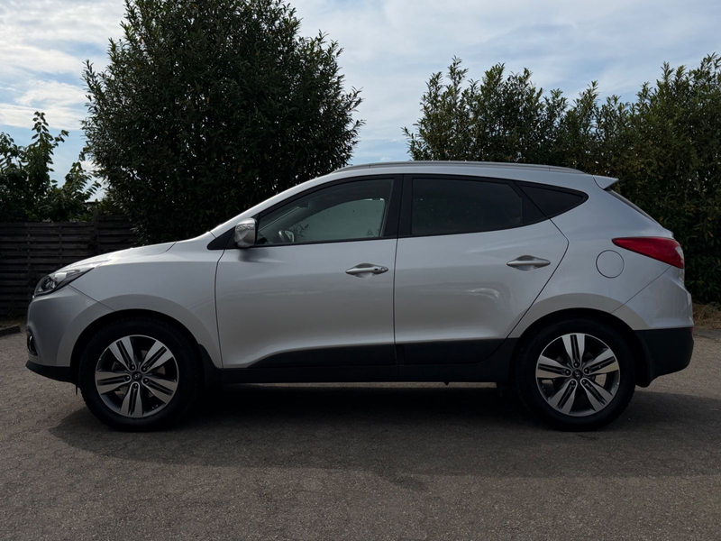 Hyundai iX35 Style 4WD Automatik Leder Pano AHK CAM SHZ — photo 8