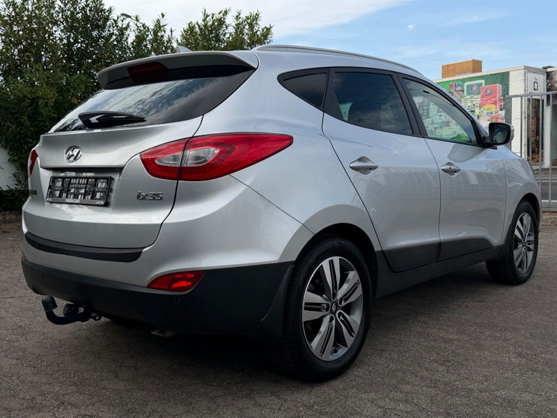 Hyundai iX35 Style 4WD Automatik Leder Pano AHK CAM SHZ — photo 5