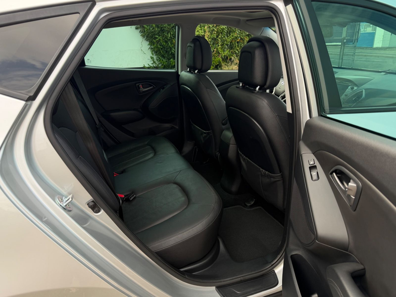 Hyundai iX35 Style 4WD Automatik Leder Pano AHK CAM SHZ — photo 15