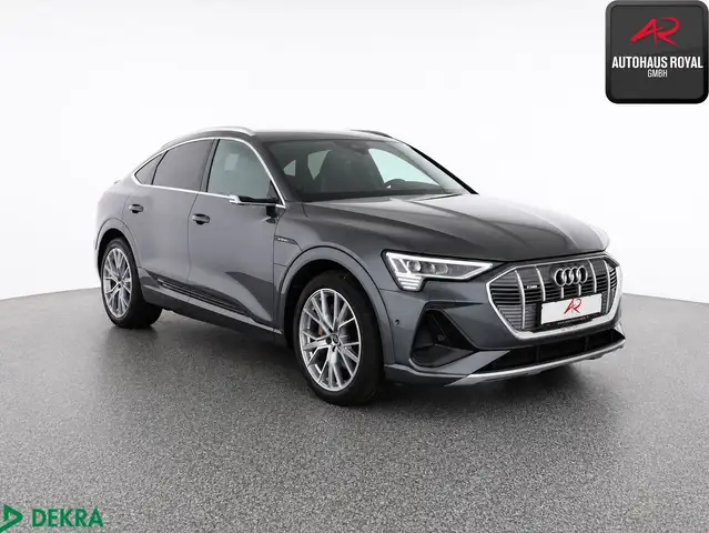 Audi E-Tron view 7