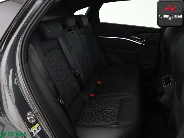 Audi E-Tron view 13