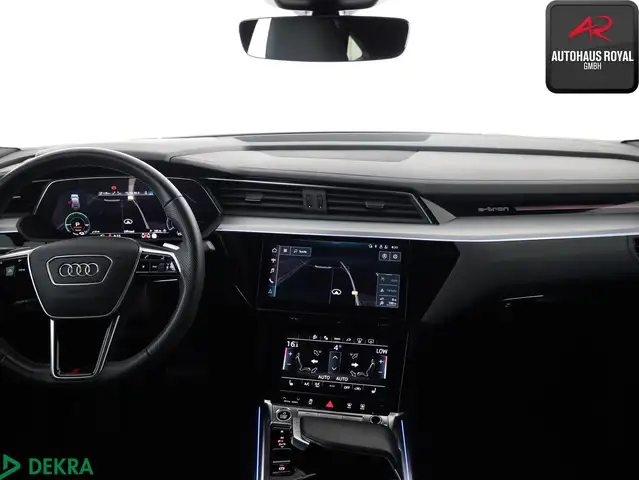 Audi E-Tron view 9