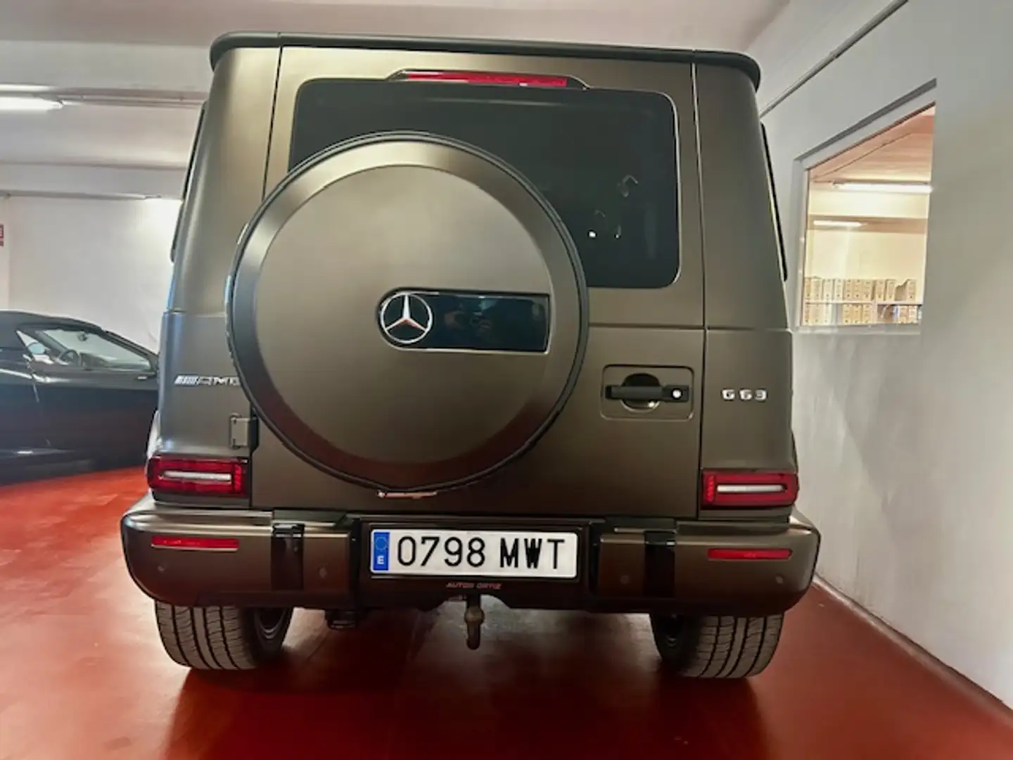 Mercedes-Benz G 63 AMG 4Matic 9G-Tronic Marrone - 2