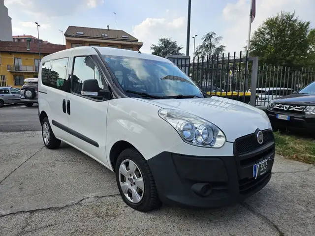 Fiat Doblo view 2