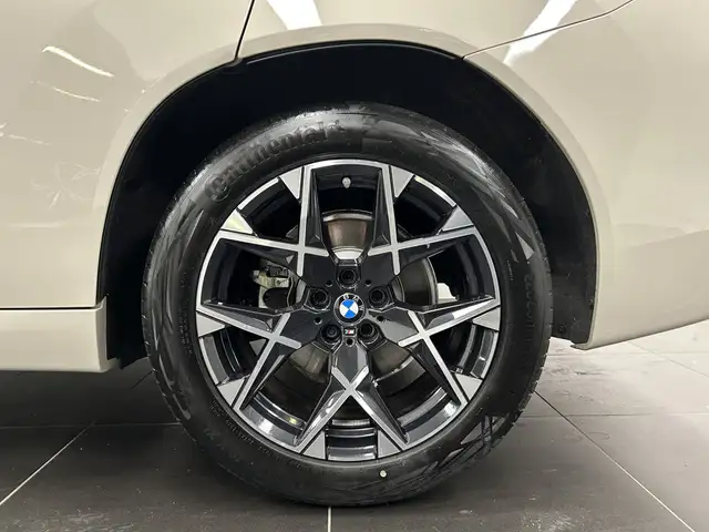 BMW X3 view 6