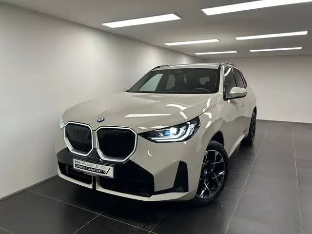 BMW X3 view 7