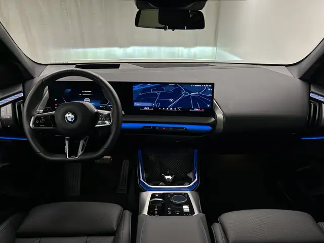 BMW X3 view 5