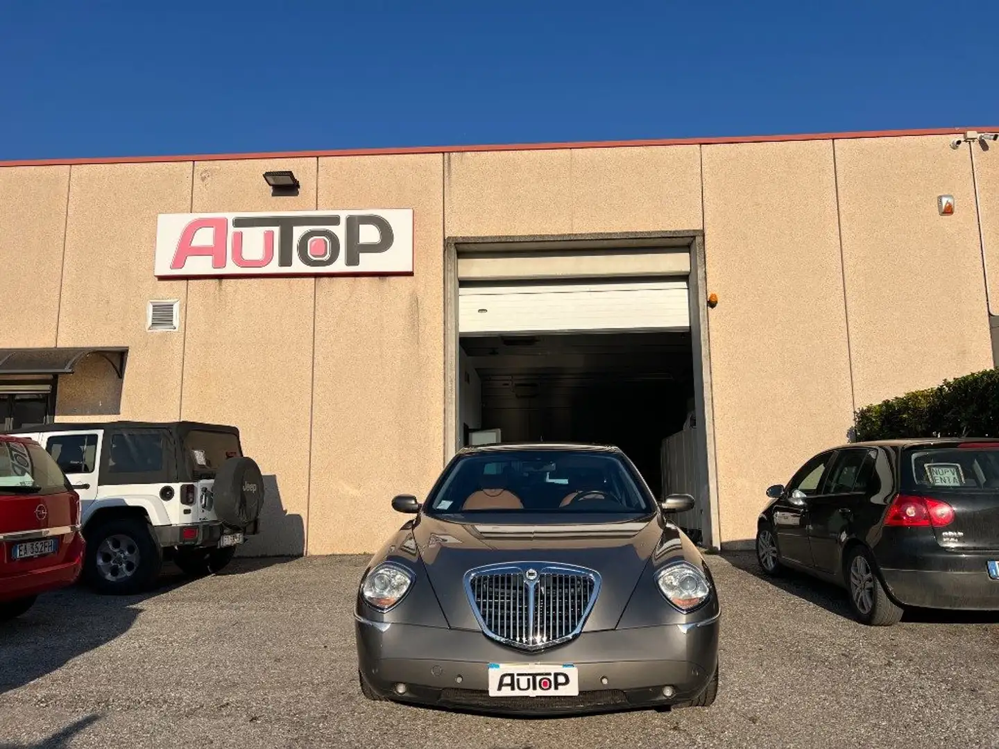 Lancia Thesis 2.4 JTD 20V aut. Emblema Grigio - 2