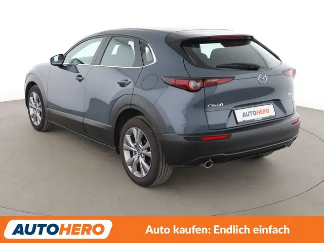 Mazda CX-30 view 4