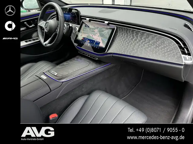 Mercedes-Benz E-Class view 12