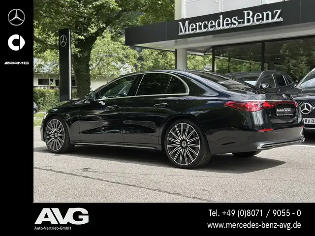 Mercedes-Benz E-Class view 8