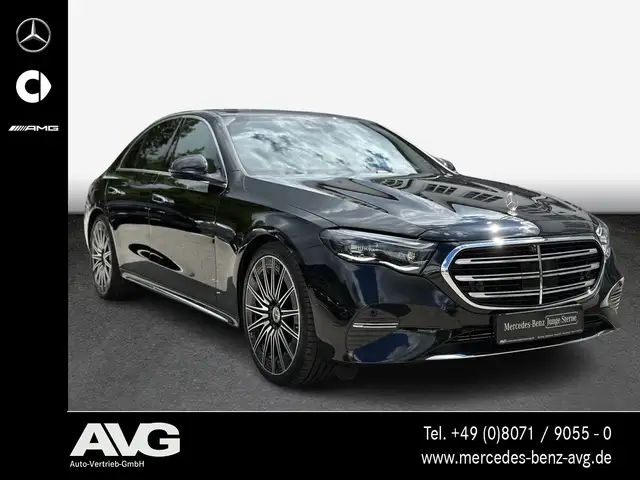 Mercedes-Benz E-Class view 2