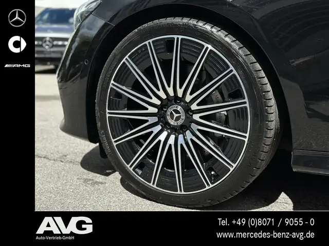 Mercedes-Benz E-Class view 10