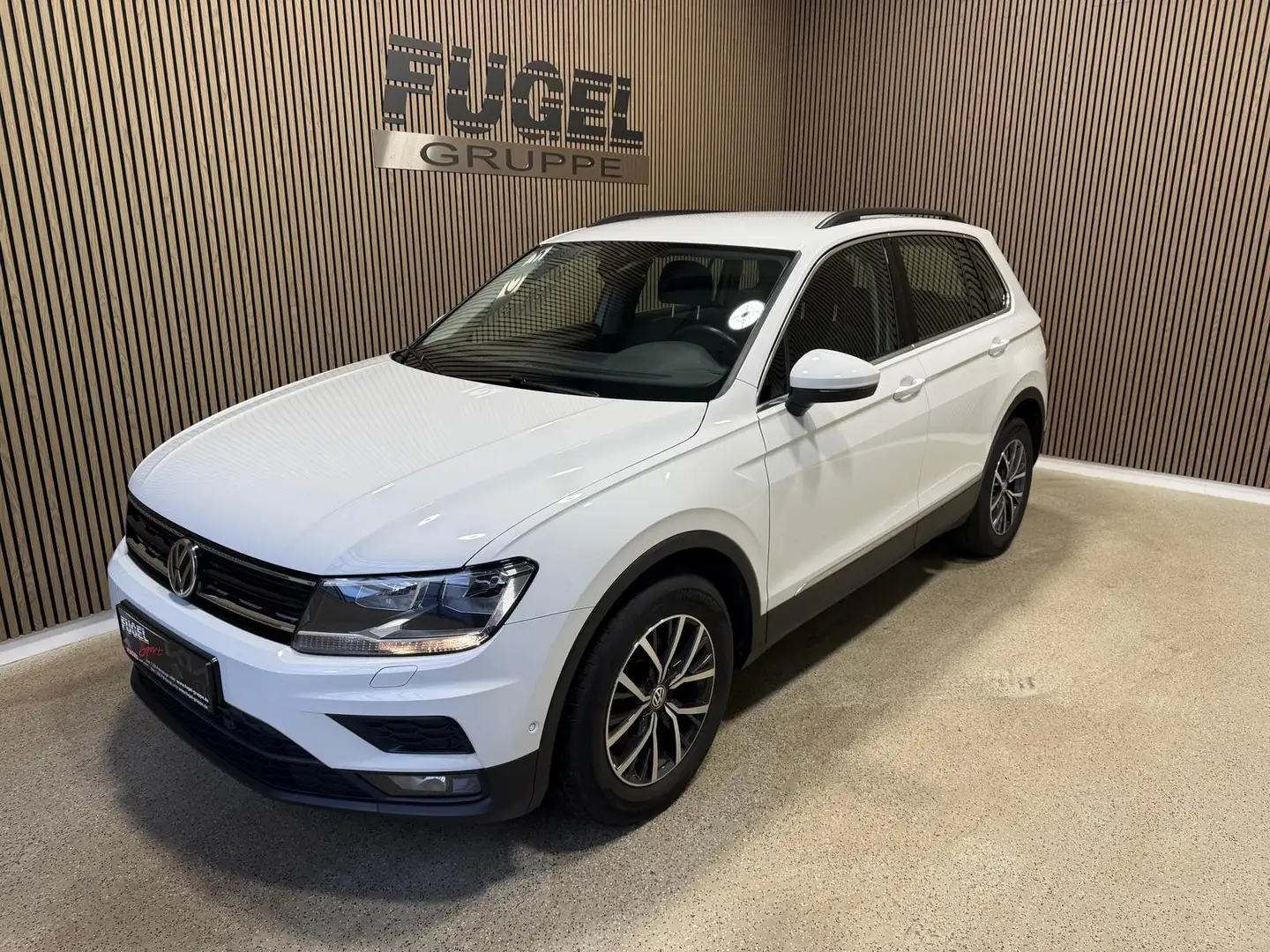 Volkswagen Tiguan 1.5 TSI Comfortline SHZ|AHK|RFK Blanc - 2