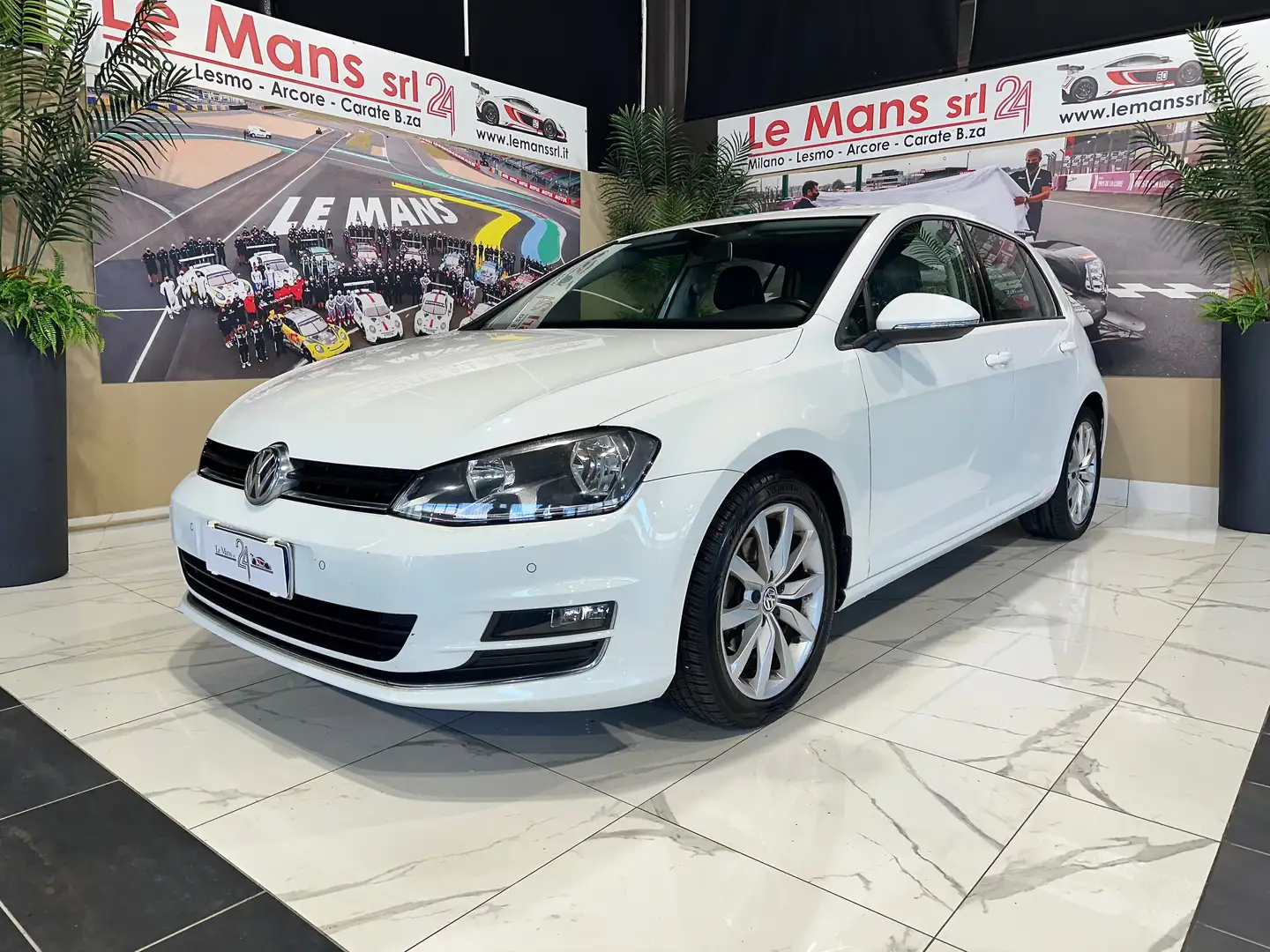 Volkswagen Golf 5p 1.6 tdi NEOPATENTATI 110cv dsg Blanc - 1