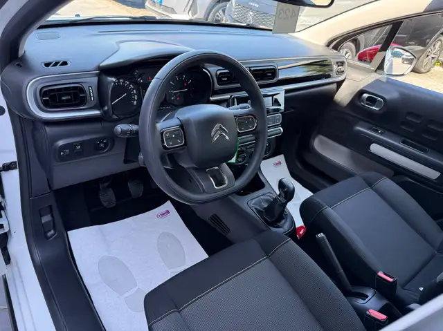 Citroen C3 view 12