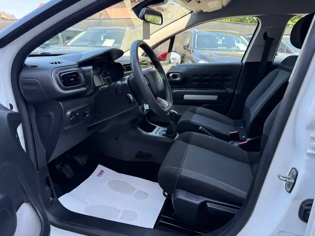 Citroen C3 view 11