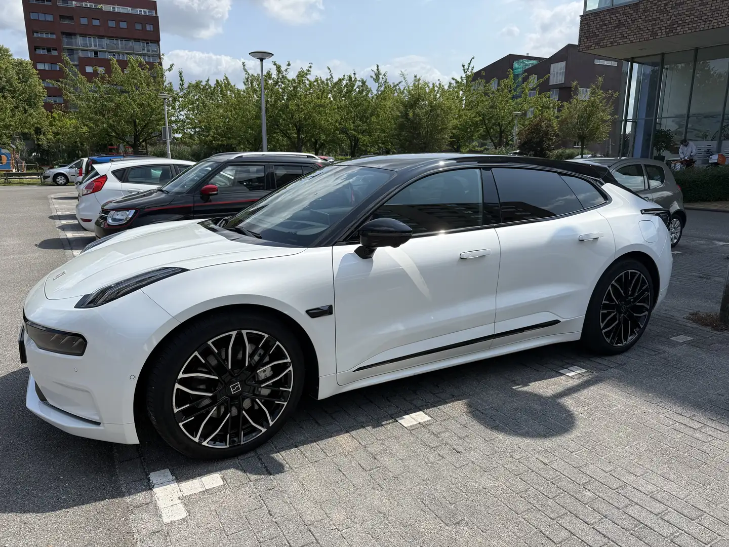 Zeekr 001 AWD Privilege Fehér - 1