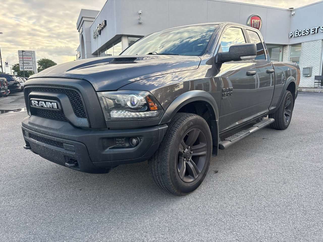 2021 RAM 1500 Warlock 1 OWNER + NO ACCIDENTS + RUNNING BOARDS +
