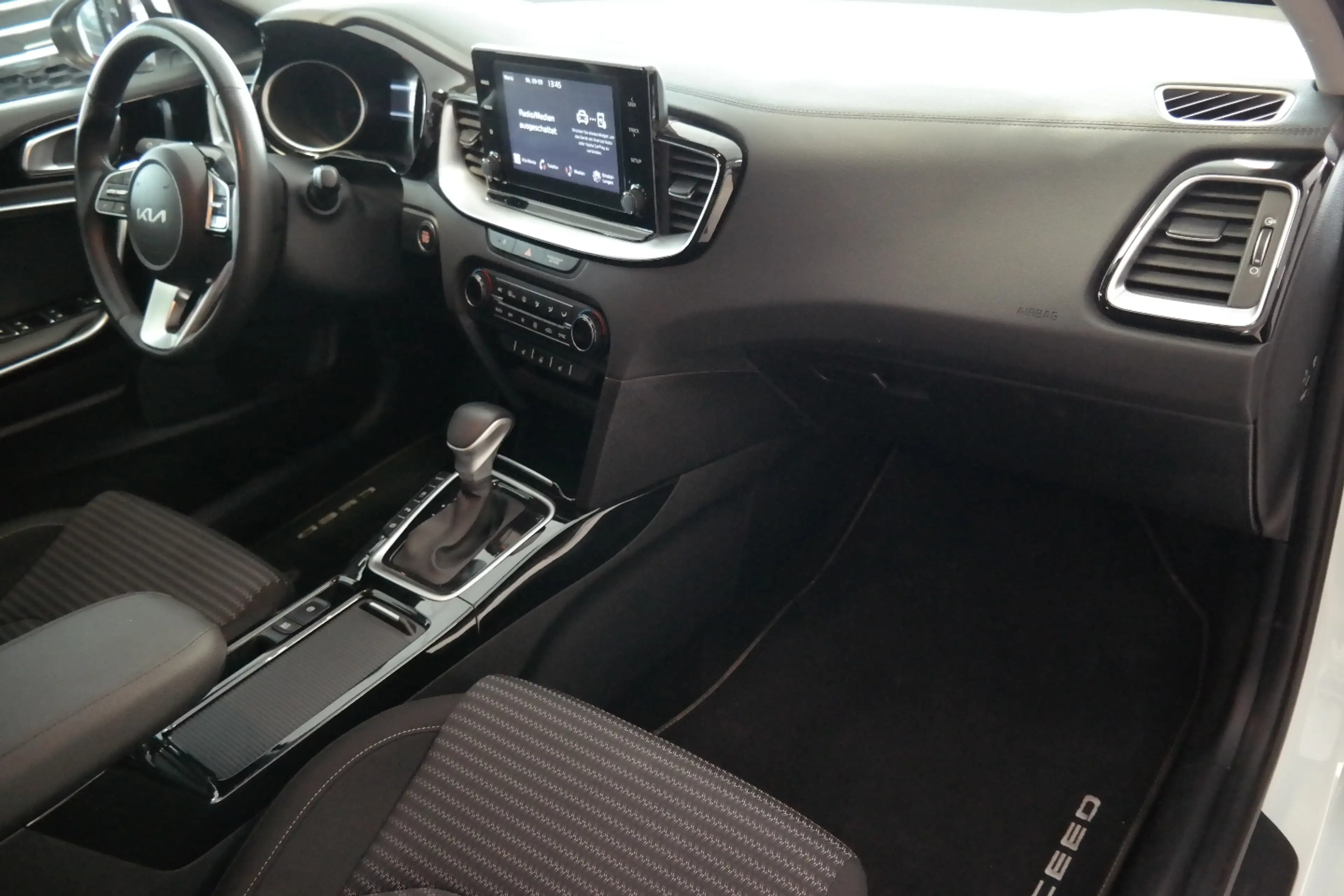 Kia Ceed SW / cee'd SW 1.5 Spirit — photo 11