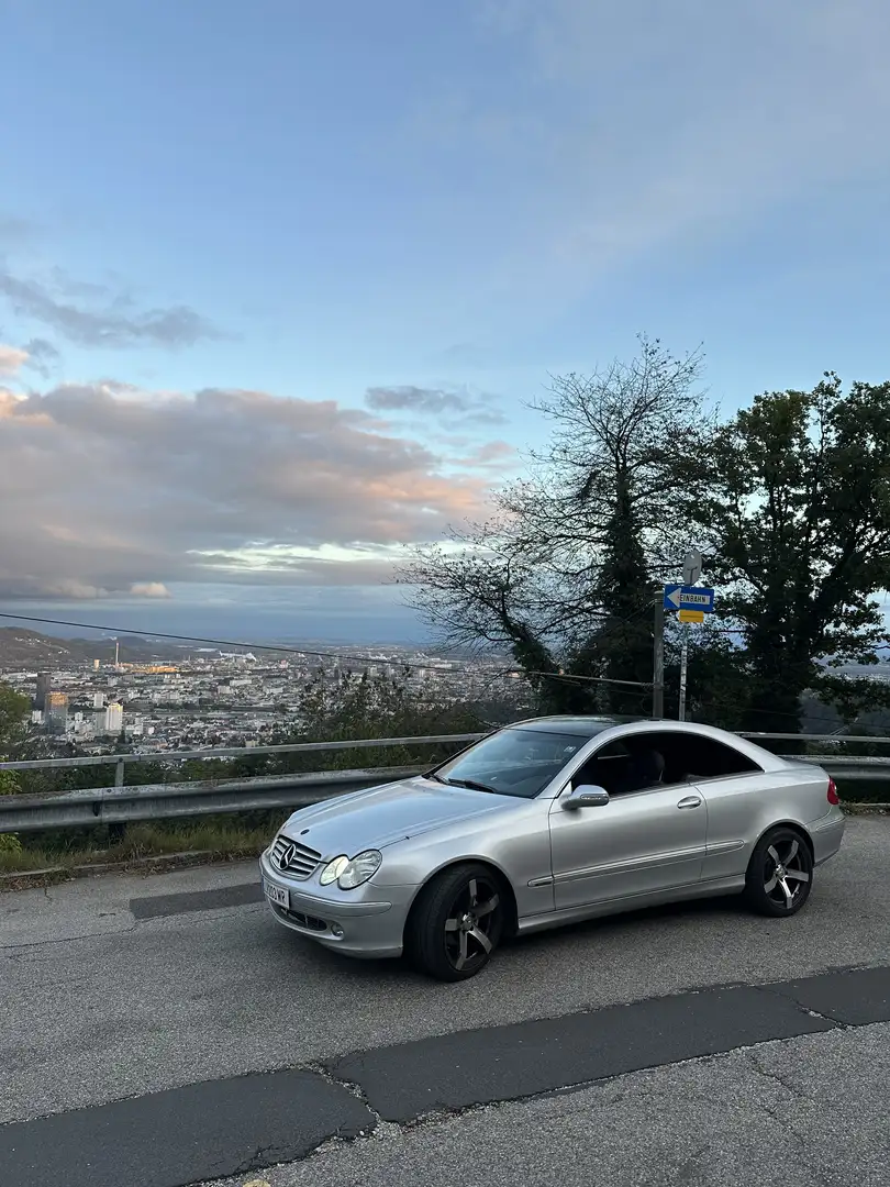 Mercedes-Benz CLK 200 CLK 200 Kompressor (209.342) Grau - 1