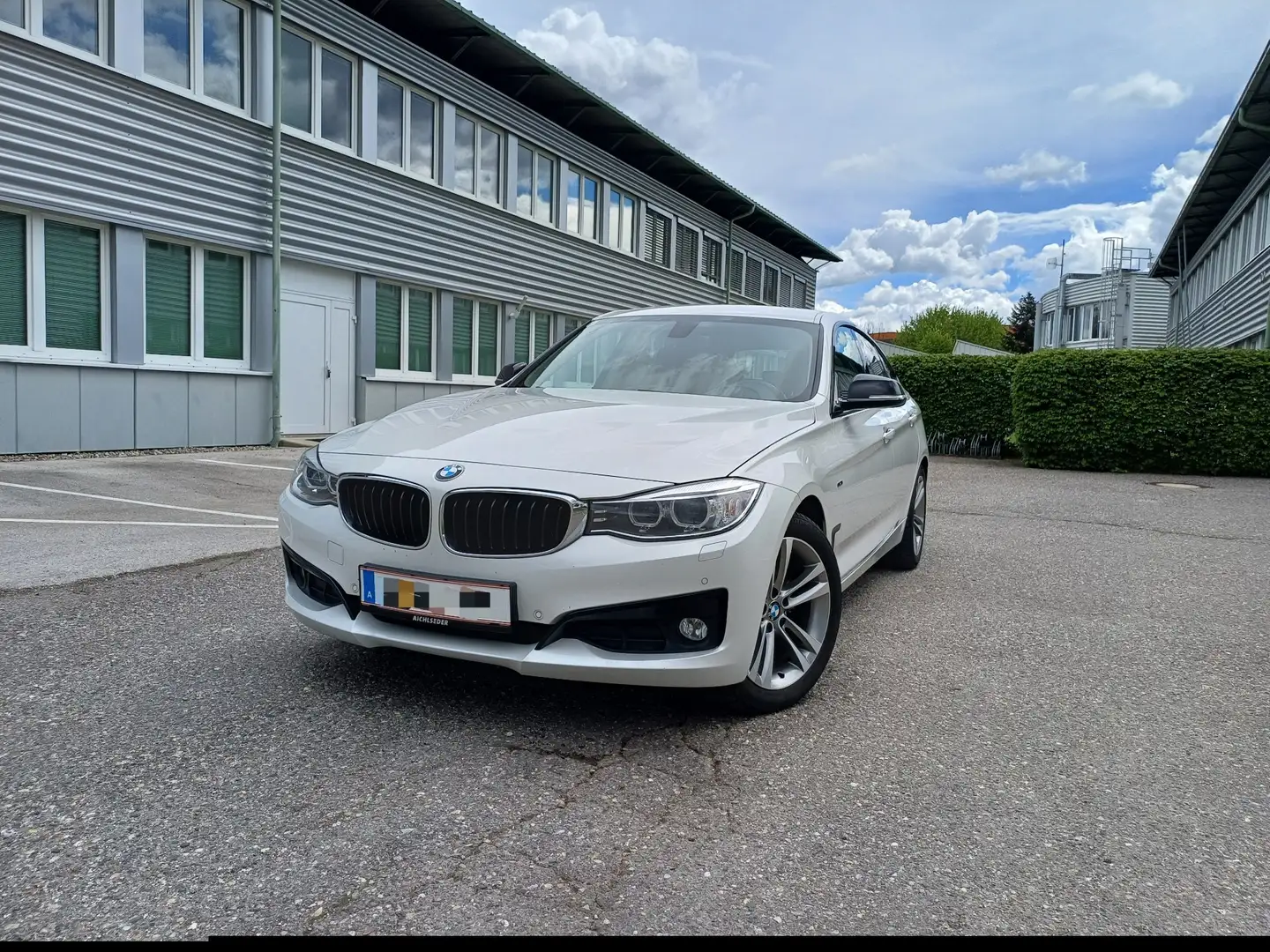 BMW 320 320d Gran Turismo Weiß - 1