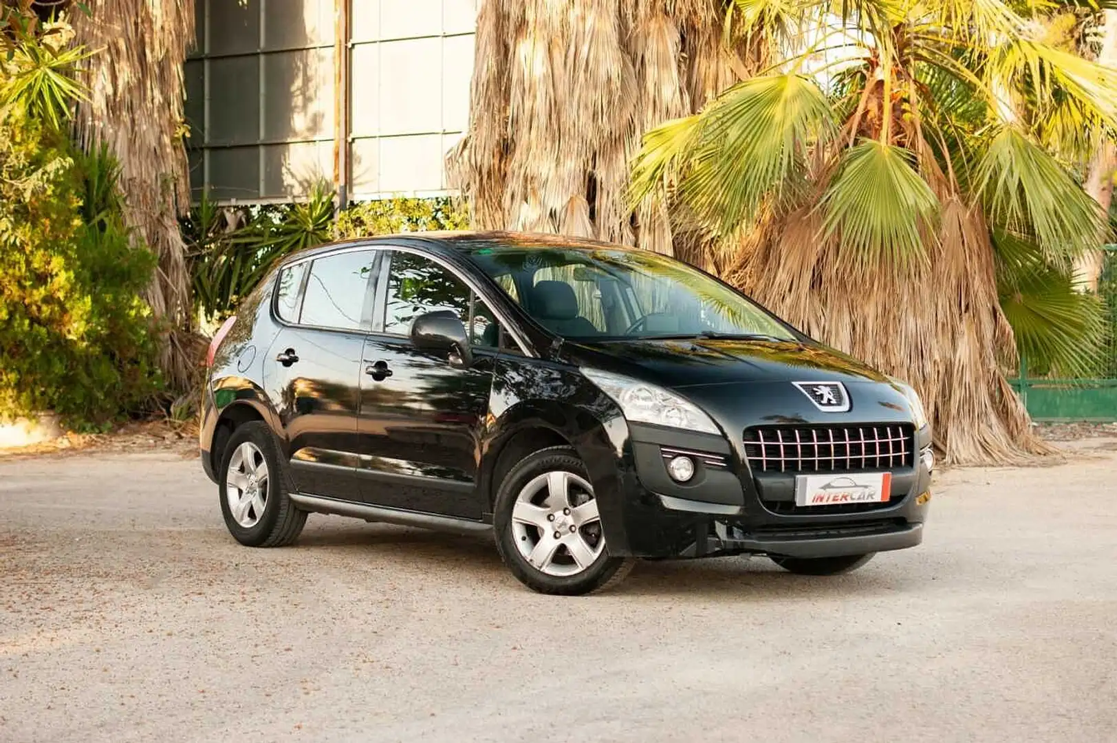 Peugeot 3008 ACTIVE AUTOMATICO Negro - 1
