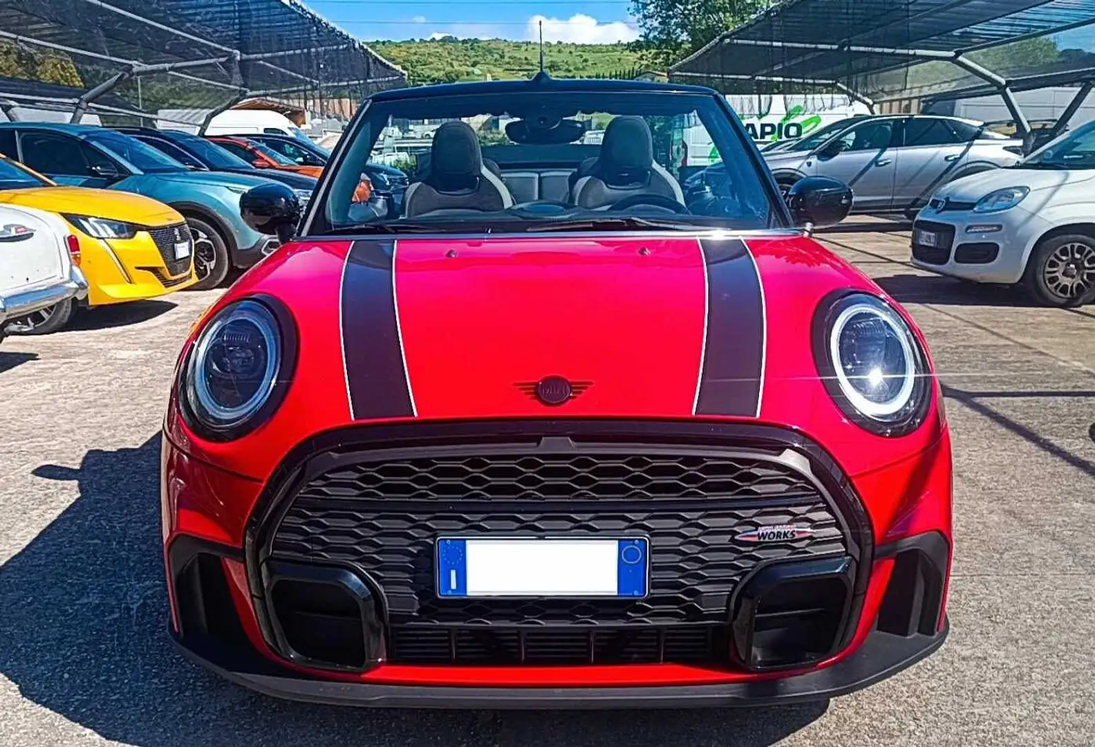MINI Cbr.     (F57) Mini 1.5 Cooper JCW Cabrio Rood - 2
