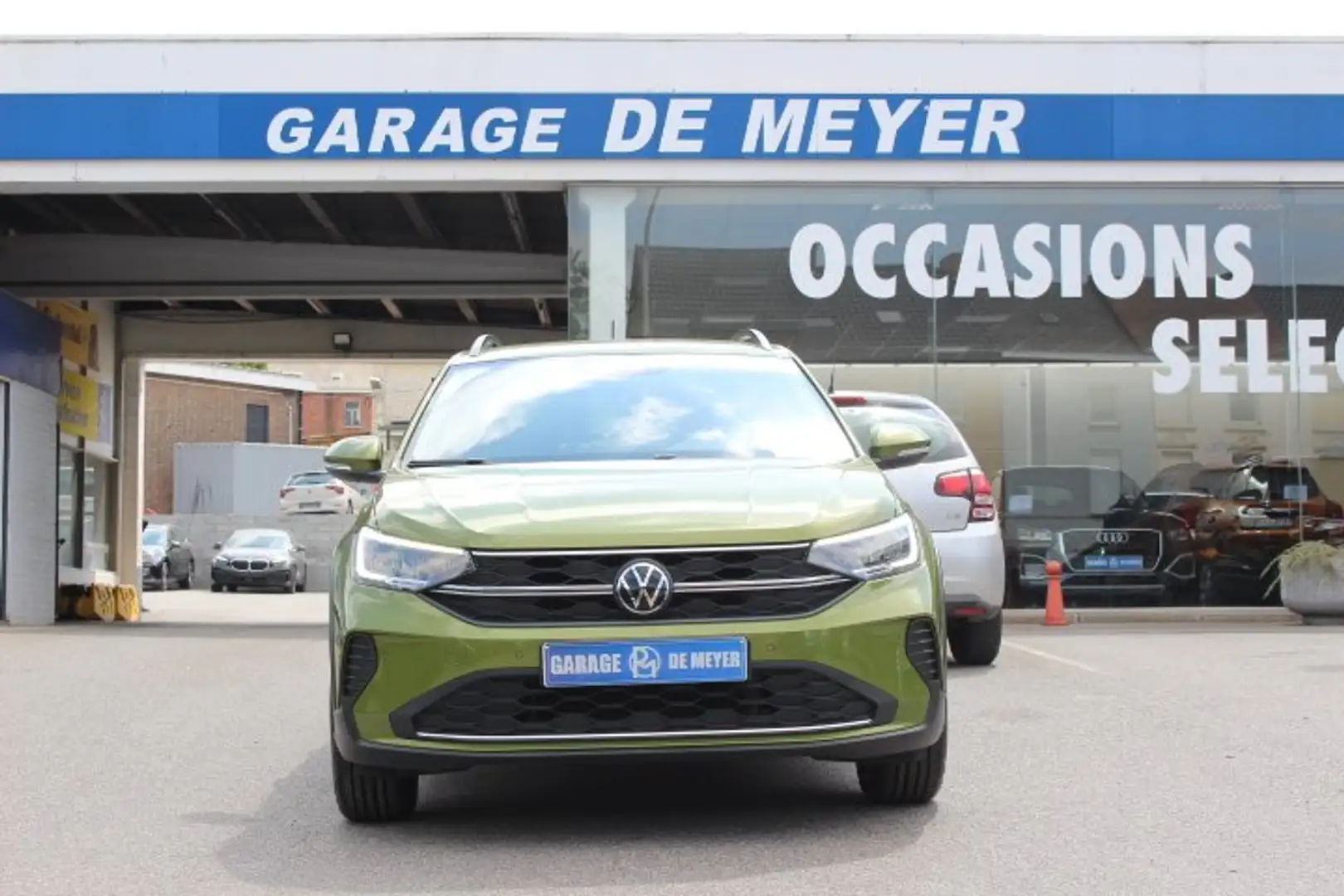 Volkswagen Taigo TAIGO 1.0 TSI LIFE DSG Vert - 2