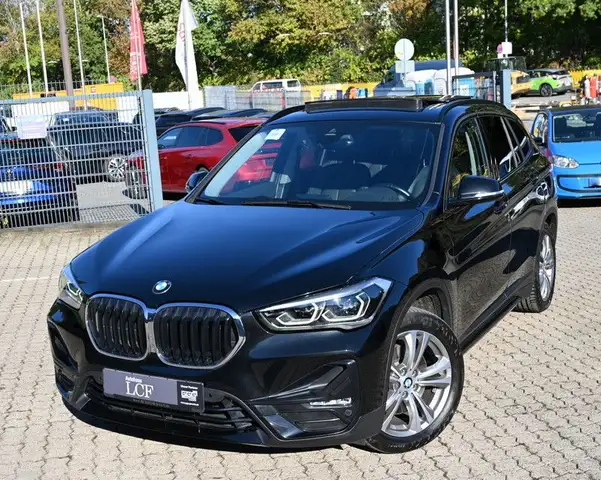 Bmw X1 xDrive 25 d Sport Line Pano Leder AHK HarmanK