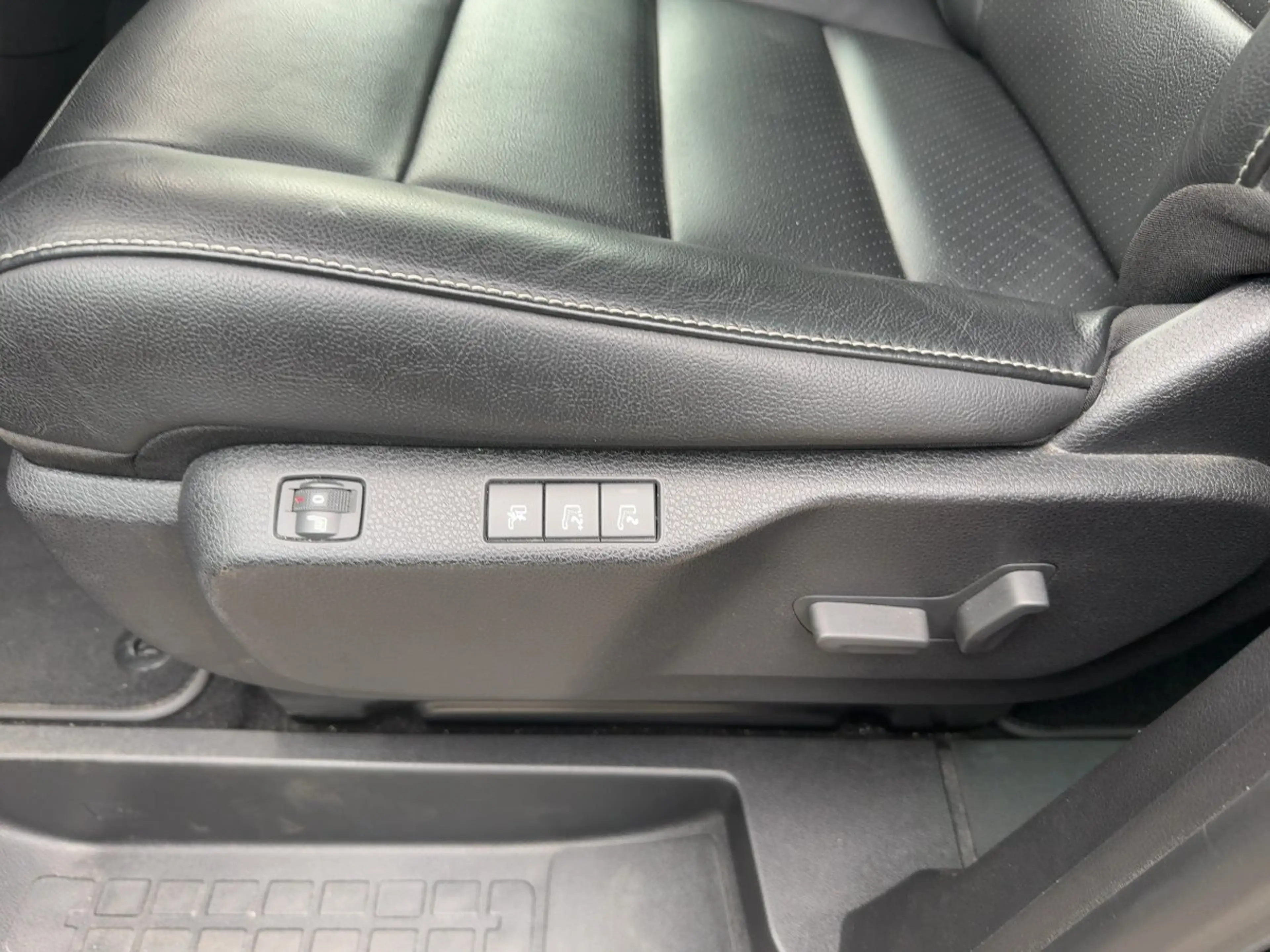 Opel Zafira Life 2.0 D L (L3) Elegance *7-Sitzer* — photo 17
