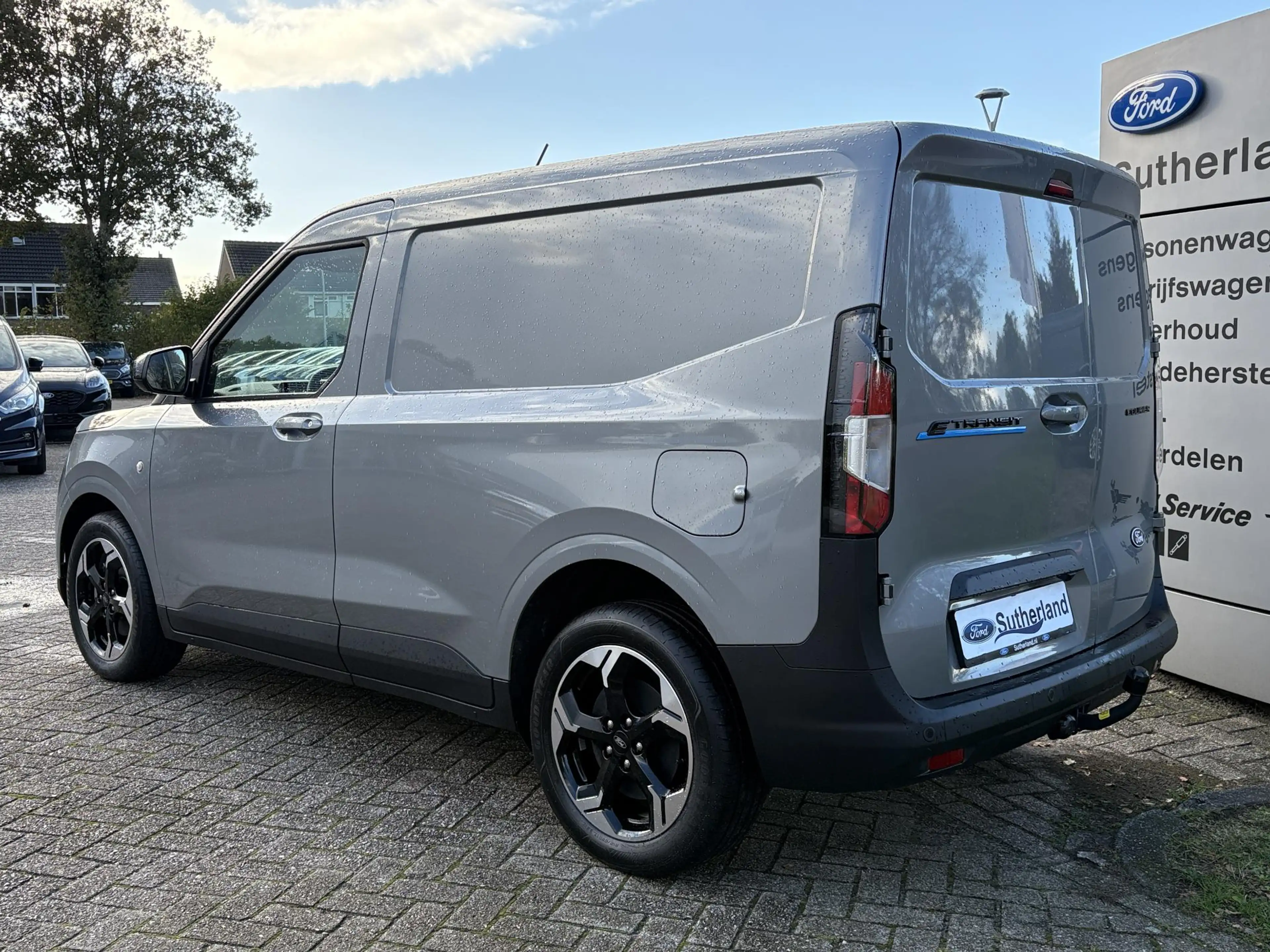 Ford Transit Courier E-Transit Limited 44 kWh 136pk | Adaptive cruise c — photo 5