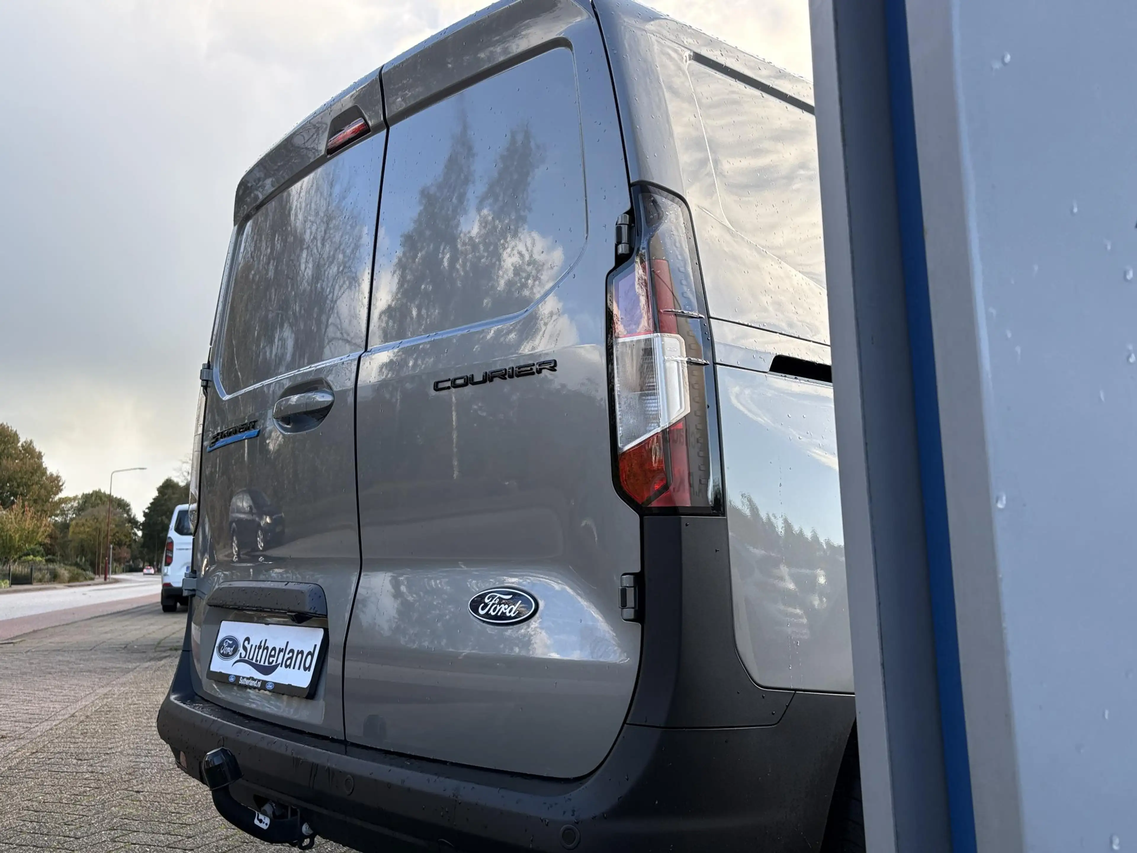 Ford Transit Courier E-Transit Limited 44 kWh 136pk | Adaptive cruise c — photo 7