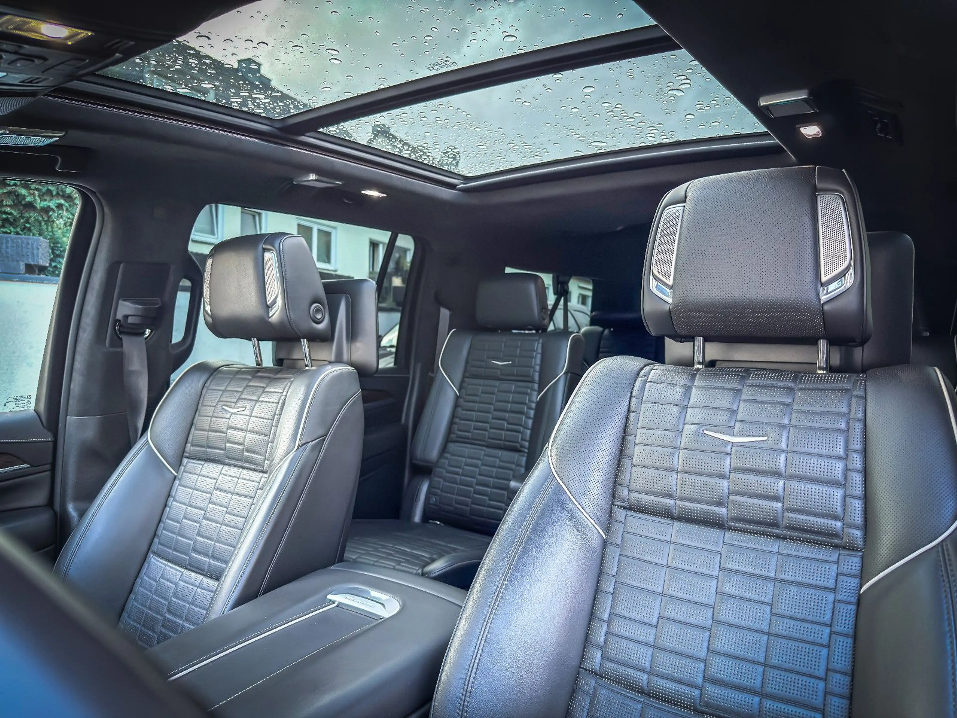 Cadillac Escalade 6.2 ESV Sport Platinum NIGHT LED TÜV — photo 14