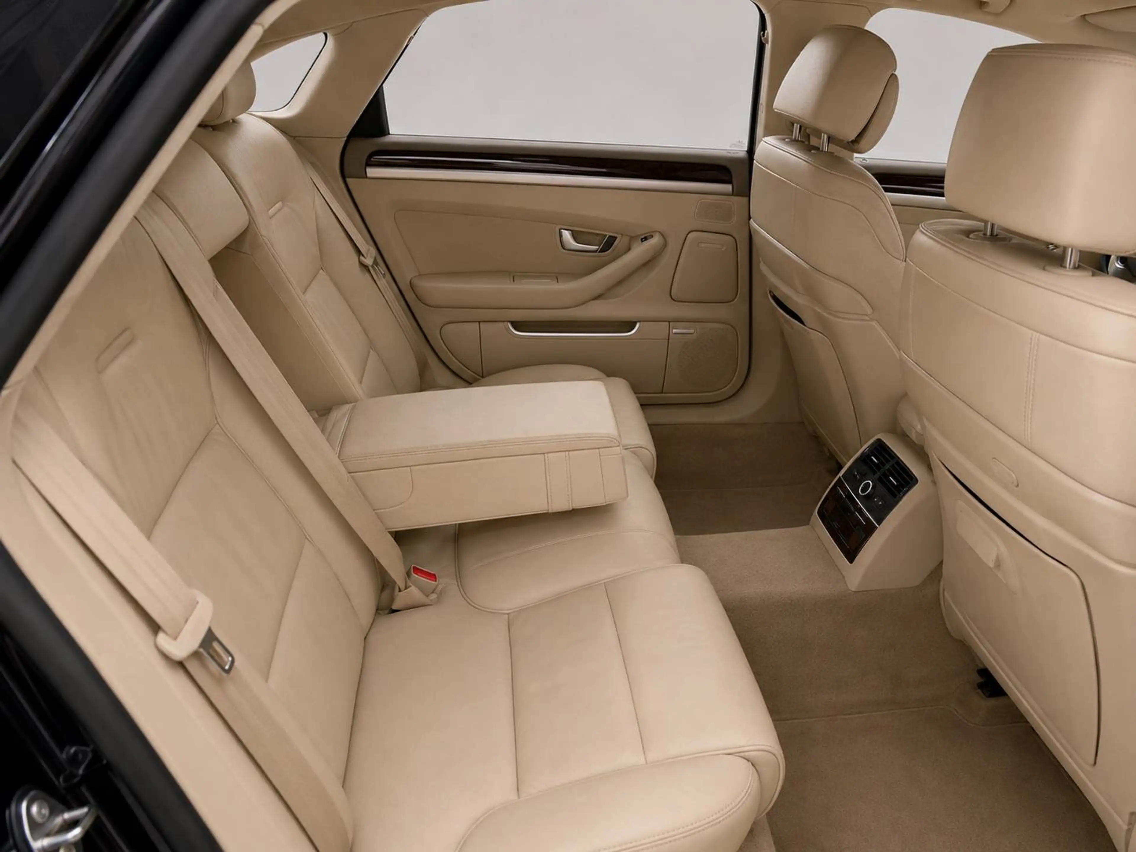 Audi A8 A8 Long 4.2 TDi V8 Quattro DPF Tiptronic — photo 11